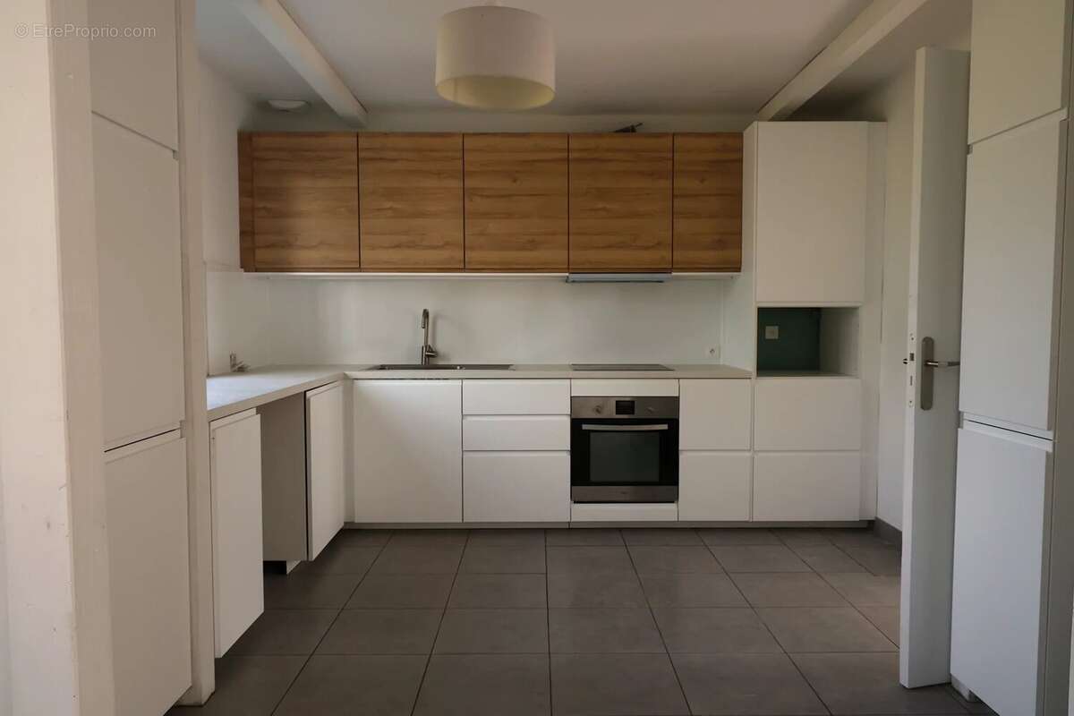 Maison à SAINT-SEBASTIEN-SUR-LOIRE