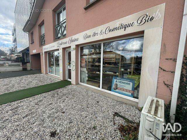 Photo 2 - Commerce à VILLENAVE-D'ORNON