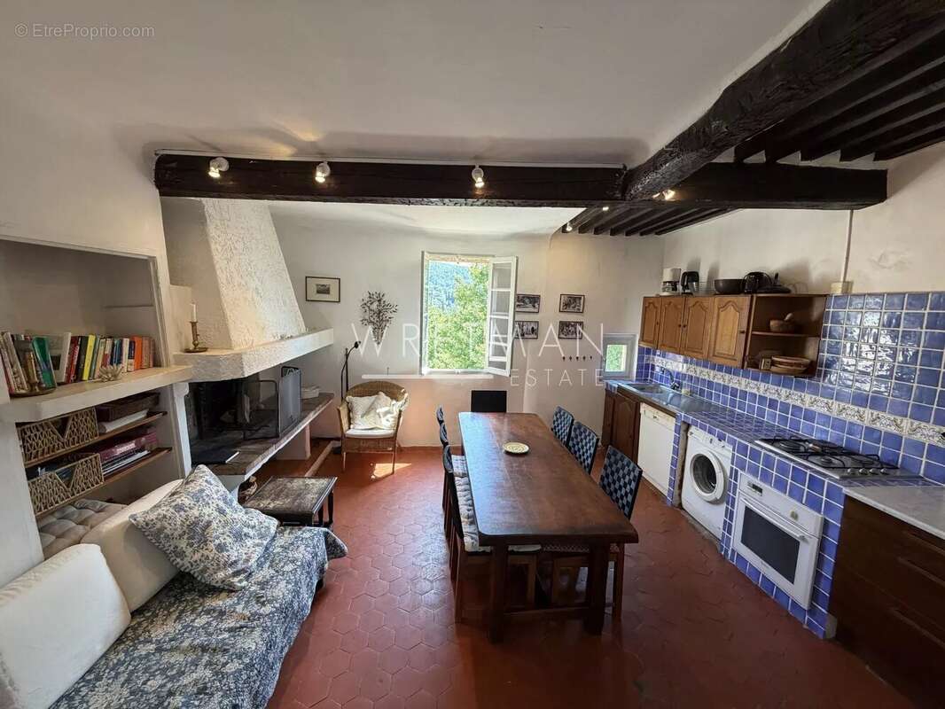 Maison de village avec terrasse et vue panoramique - SEILLANS - photo 6