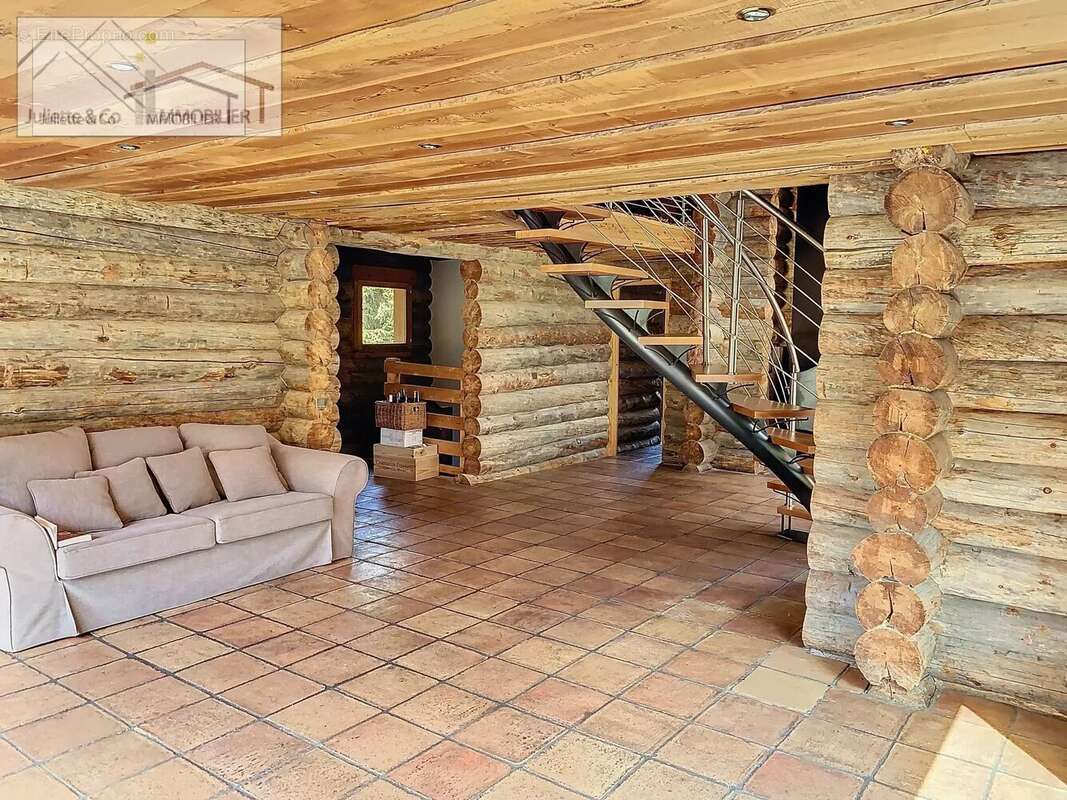 Maison à LES HOUCHES