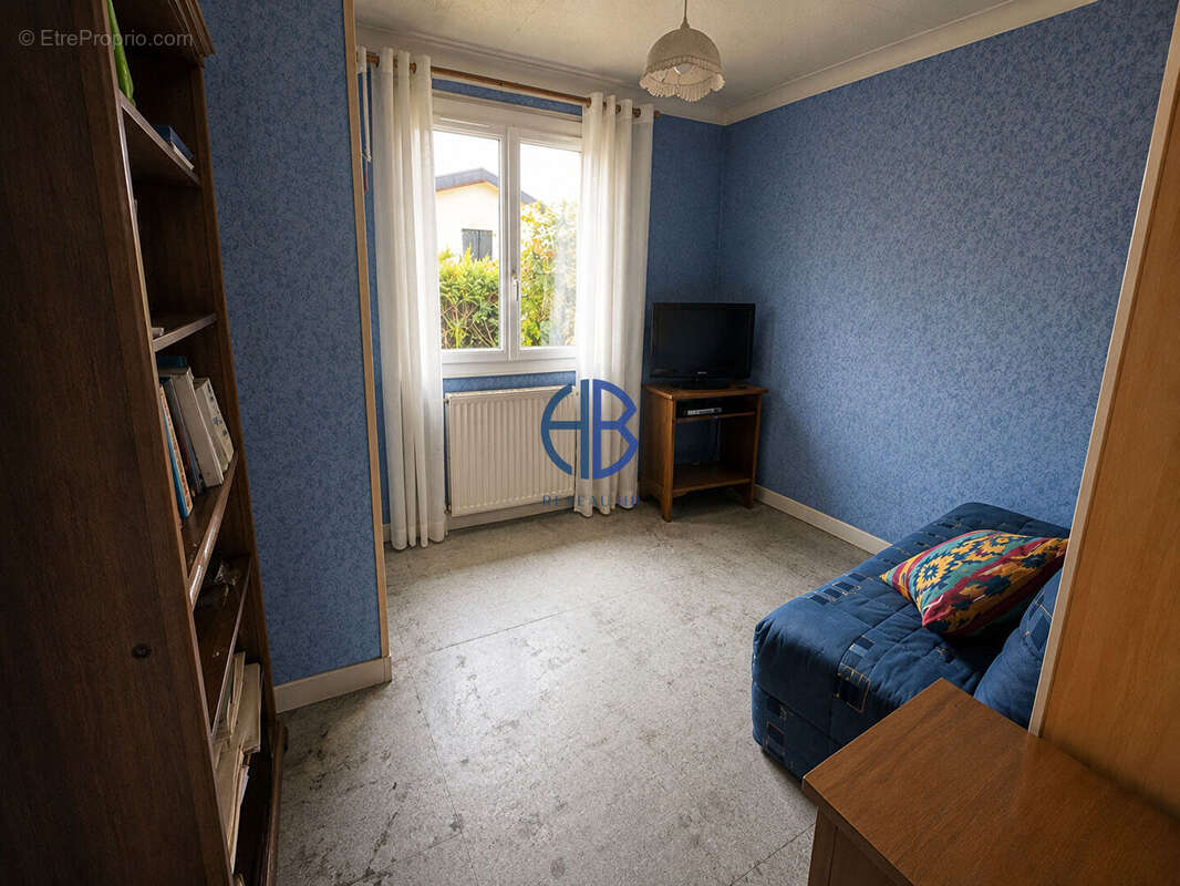 Maison de plain-pied de 90,62 m² avec sous-sol complet sur terrain de 1 050 m² ? Bourgoin-Jallieu - photo 9