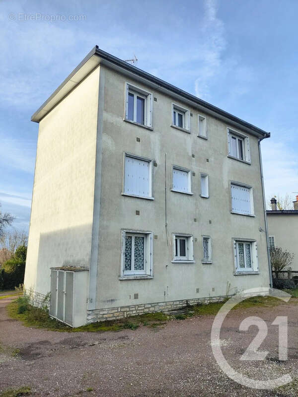 Appartement à COSNE-COURS-SUR-LOIRE