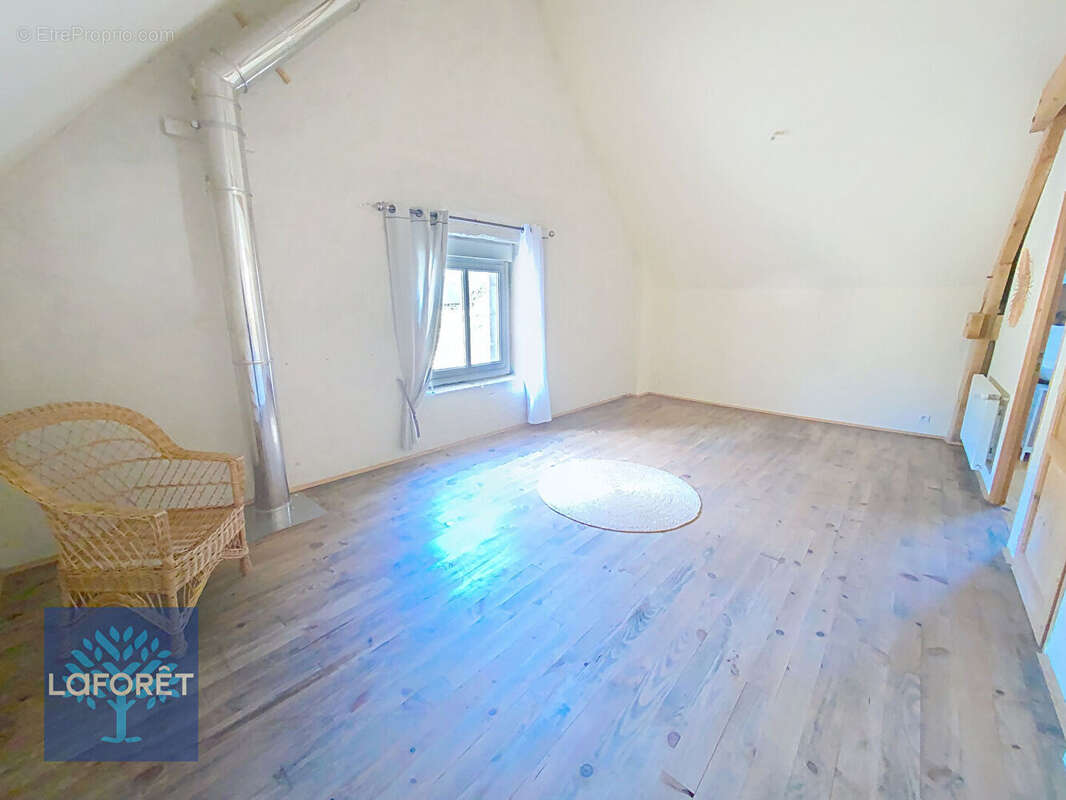 Maison à LA BAZOUGE-DU-DESERT