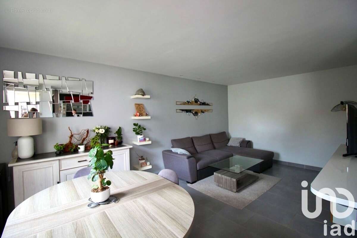 Photo 8 - Appartement à MARSEILLE-16E