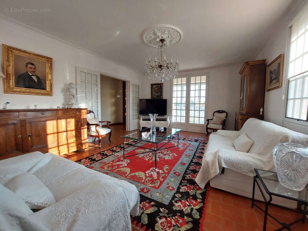 Maison à MONTEUX
