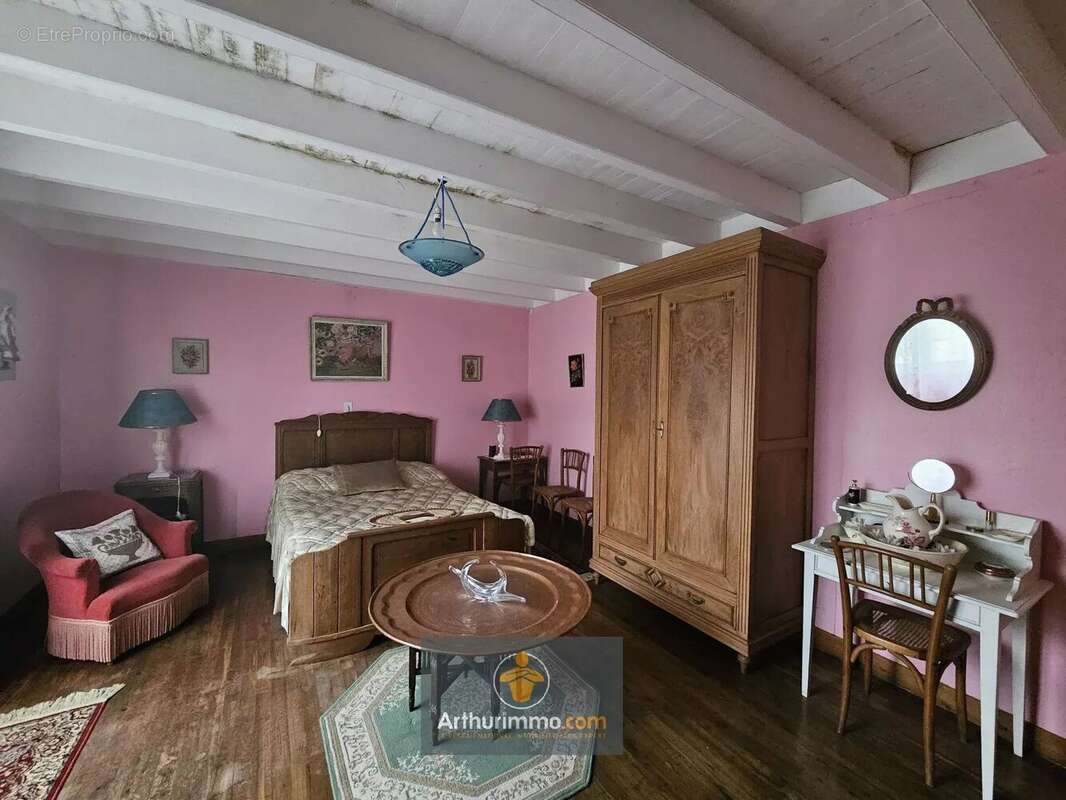 Maison à SAINT-HILAIRE-LA-PALUD