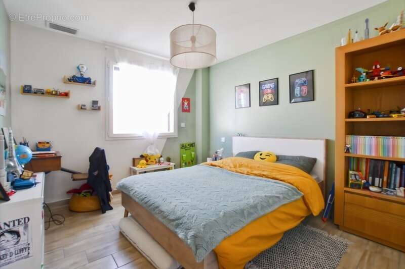 Maison à ESPONDEILHAN