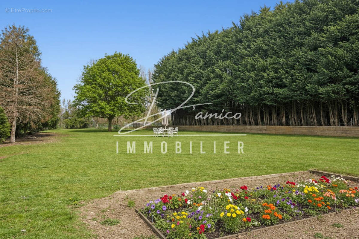 Terrain à CAMBRAI