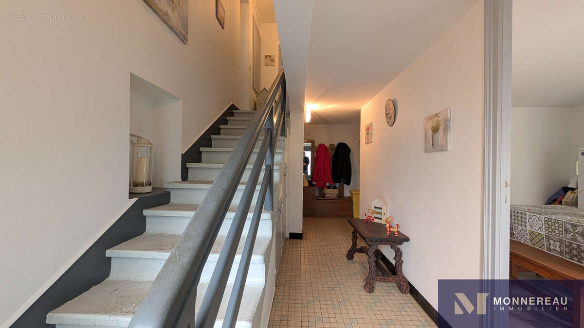Maison à LA COURONNE