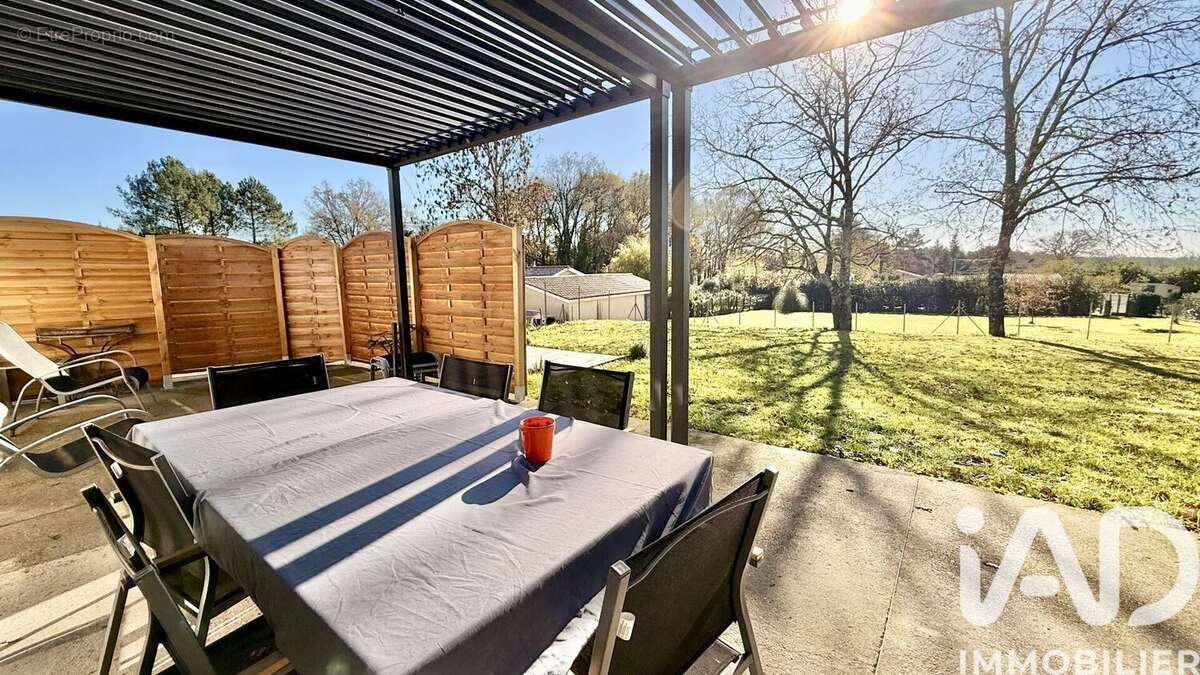 Photo 5 - Maison à SAINT-SAVIN