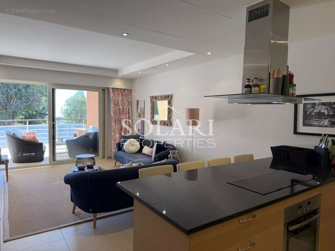 Appartement à THEOULE-SUR-MER