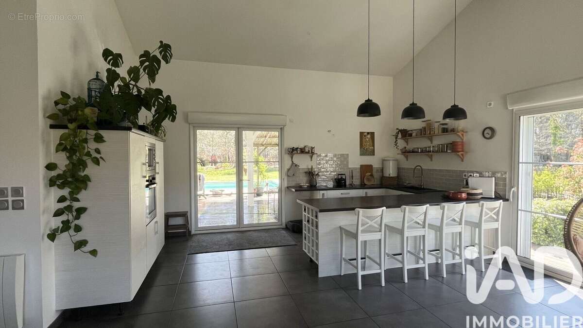 Photo 6 - Maison à SALLES