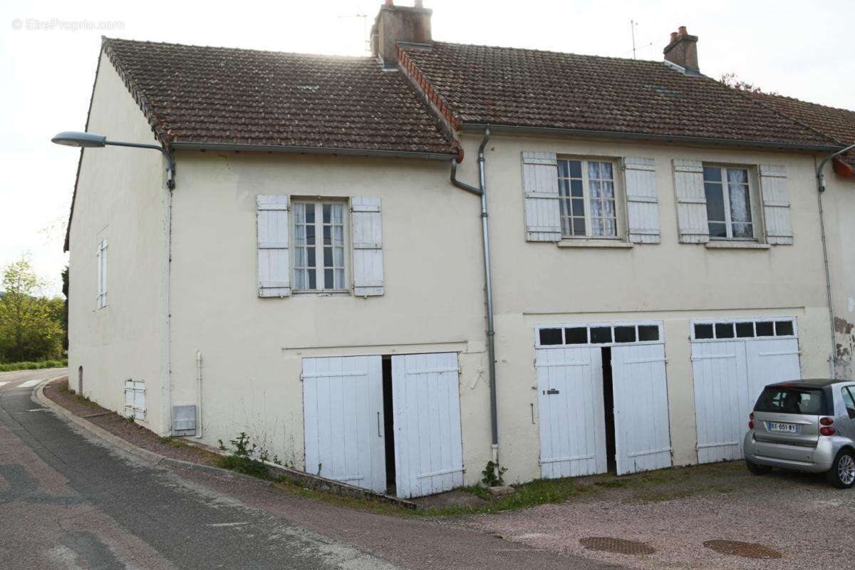 Maison à AUTUN