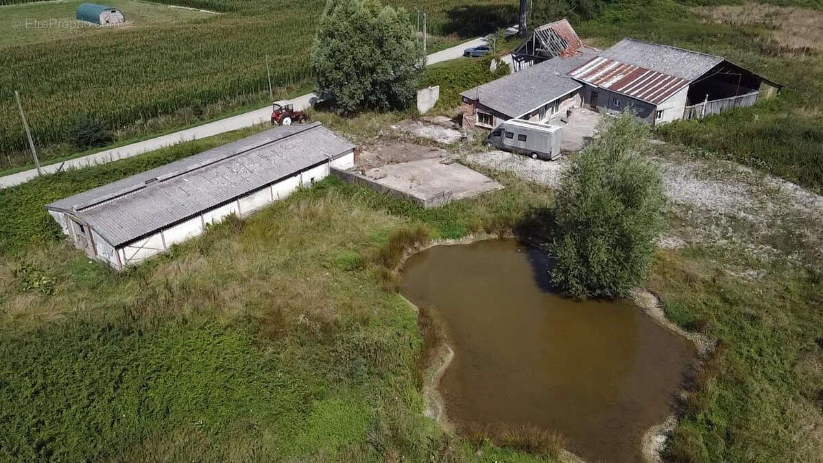 Maison à LA CHAPELLE-NAUDE