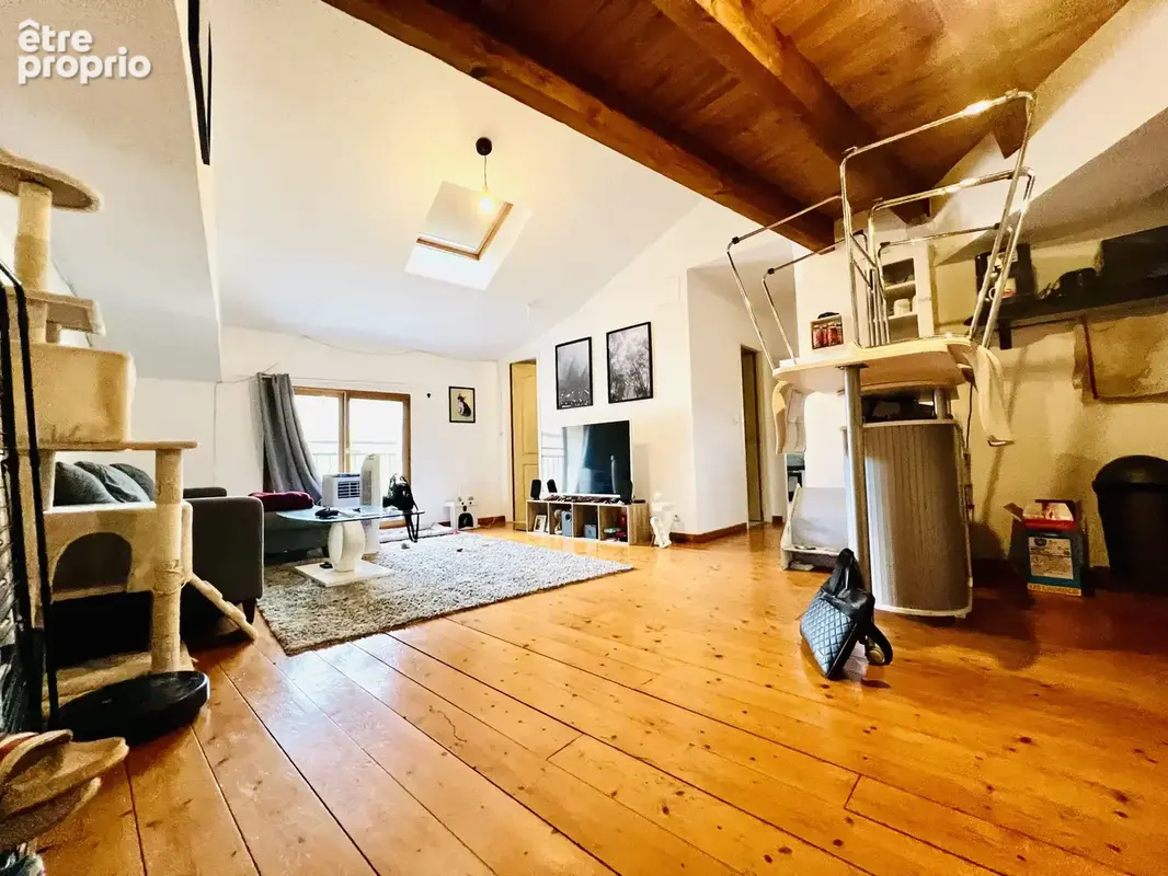 Vente Appartement 4 pièces de 55 m2   Clermont-l’Hérault - photo 2