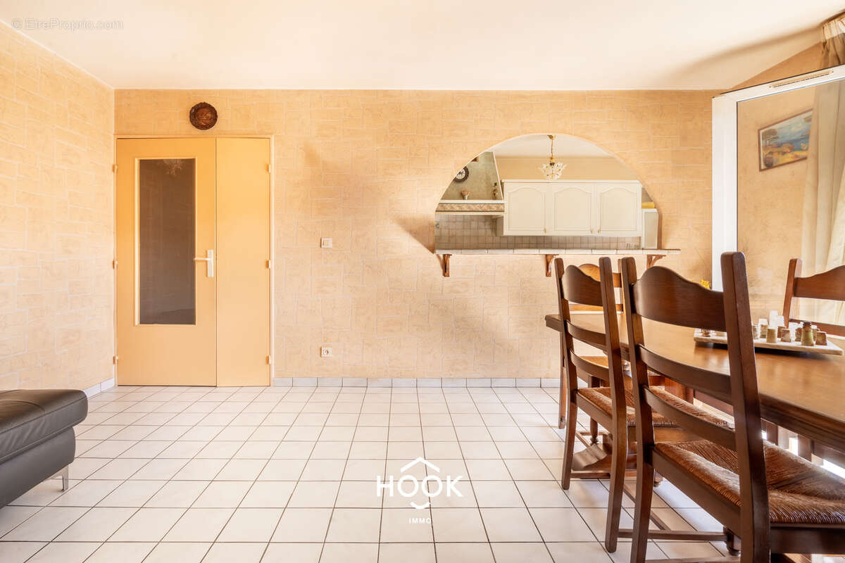 Appartement à LIVRY-GARGAN