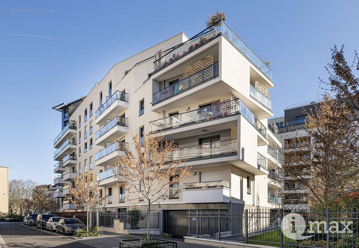 Appartement à BOIS-COLOMBES
