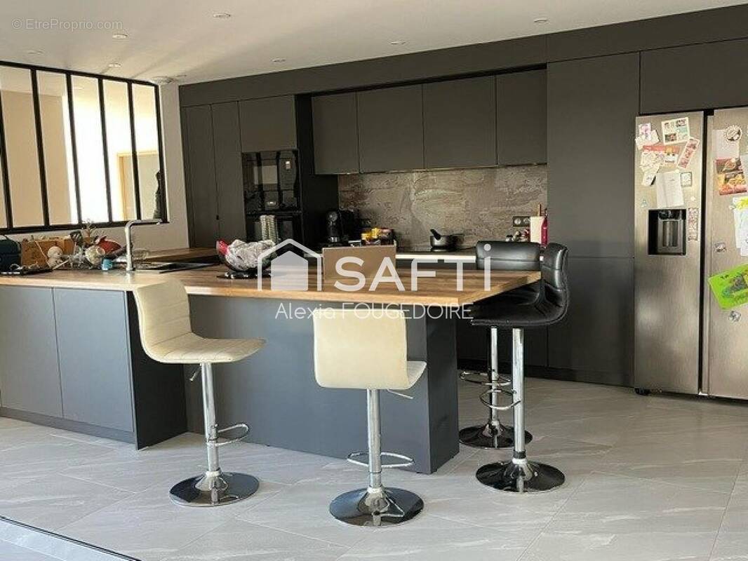 Photo 1 - Maison à SAINT-JUERY