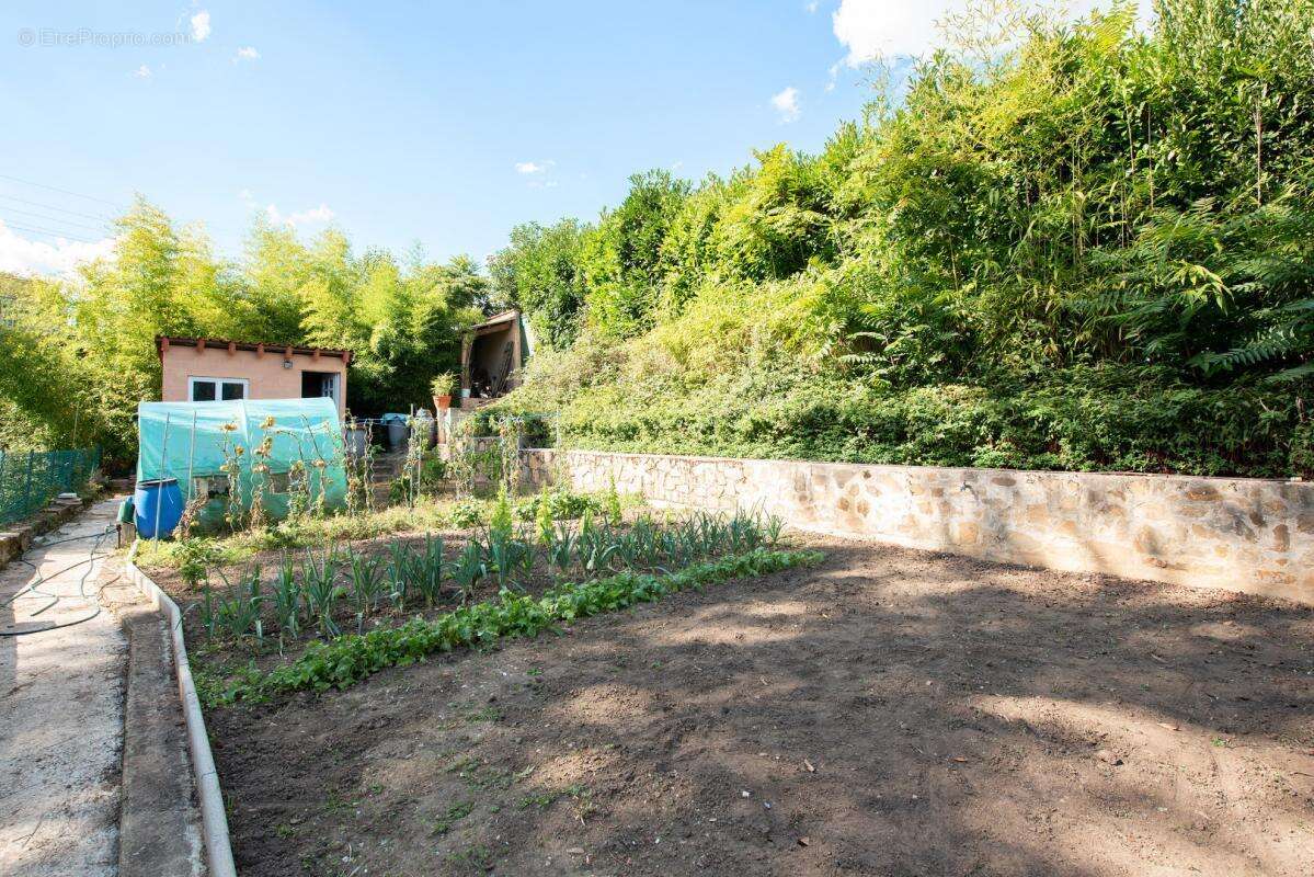 Maison à BLAYE-LES-MINES