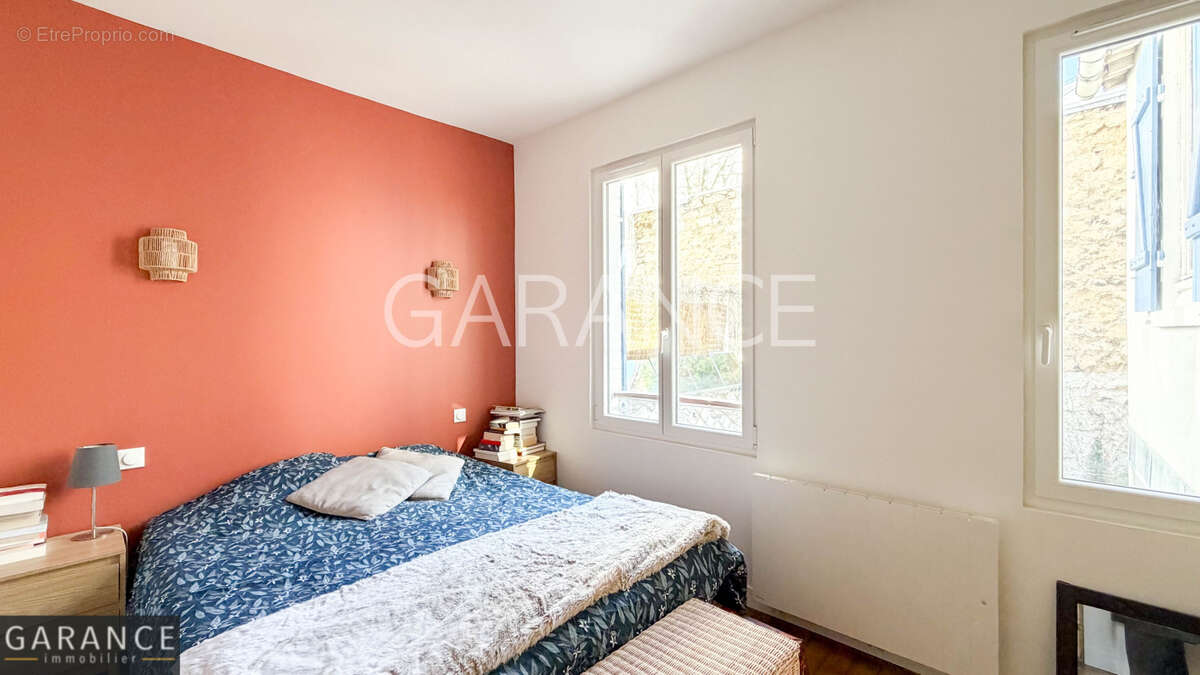 Maison à PARIS-12E