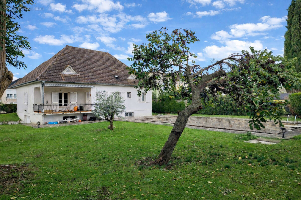 Maison à CHATELLERAULT