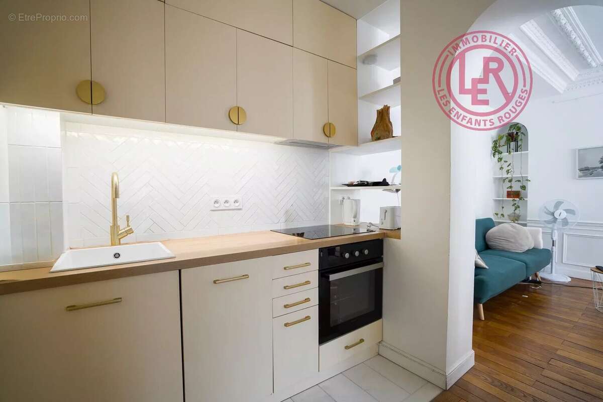 Appartement à PARIS-10E
