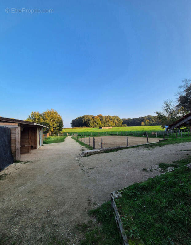 Maison à SAINT-NIZIER-LE-BOUCHOUX