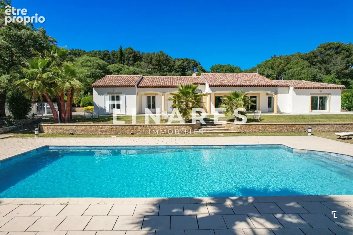L'OASIS - Villa T5 de 250m² - Piscine - Terrain de 4000m² - 13400/13011 - photo 21
