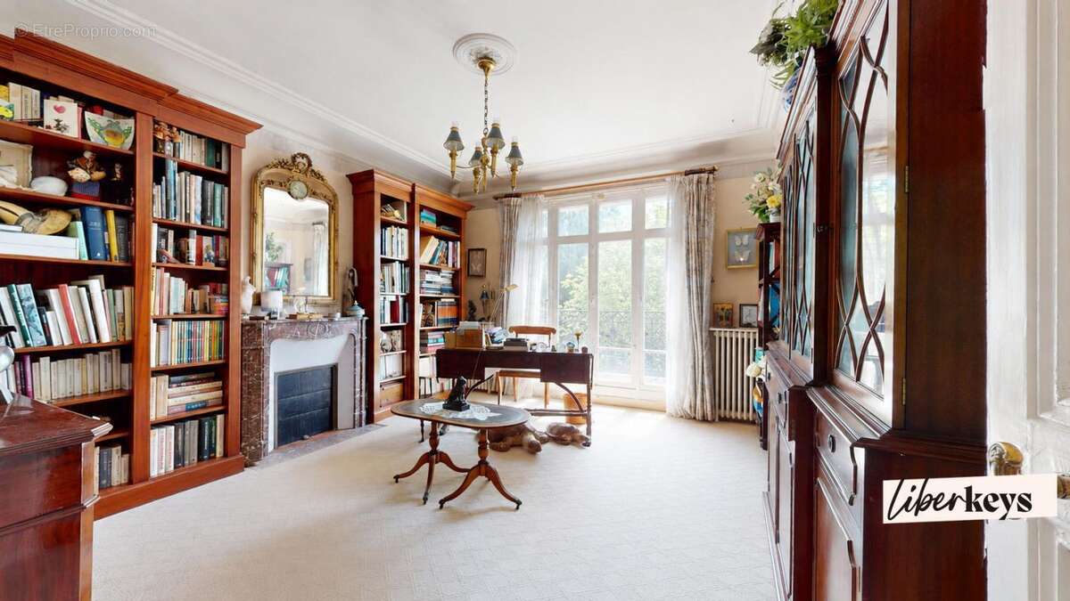 Propriété familiale de 236 m² avec jardin arboré de 878 m² – Vaucresson - photo 20