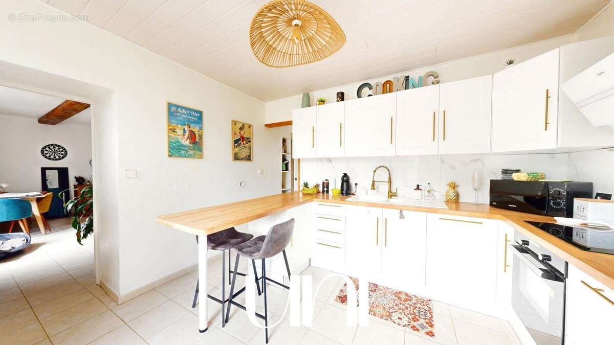 Maison à FONTENAY-LE-PESNEL