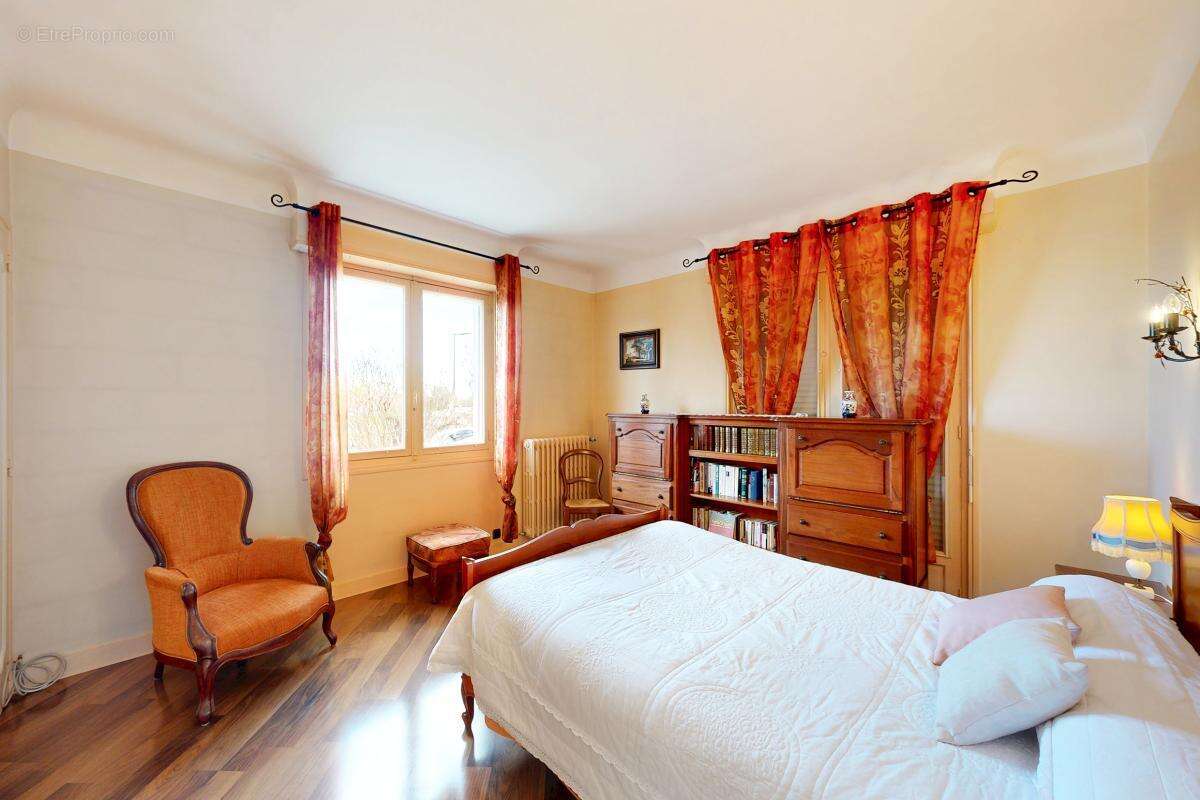 Maison à SAINT-PIERRE-D&#039;IRUBE