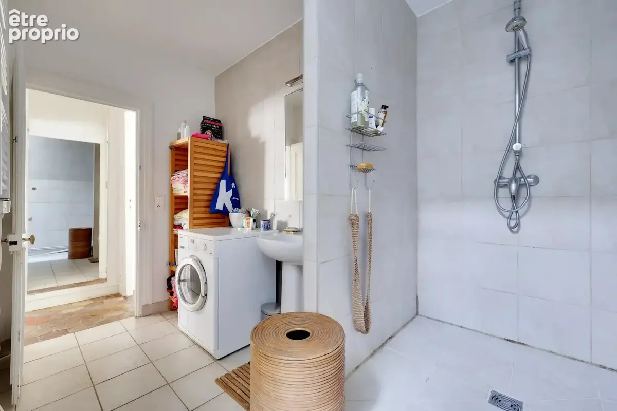 Paris 9e • nouvelle athènes • dernier étage d'un hôtel particulier de 1830 • appartement familial traversant • 99 m² • 3 chambre - photo 9