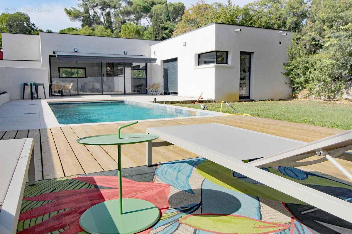 Maison à NIMES