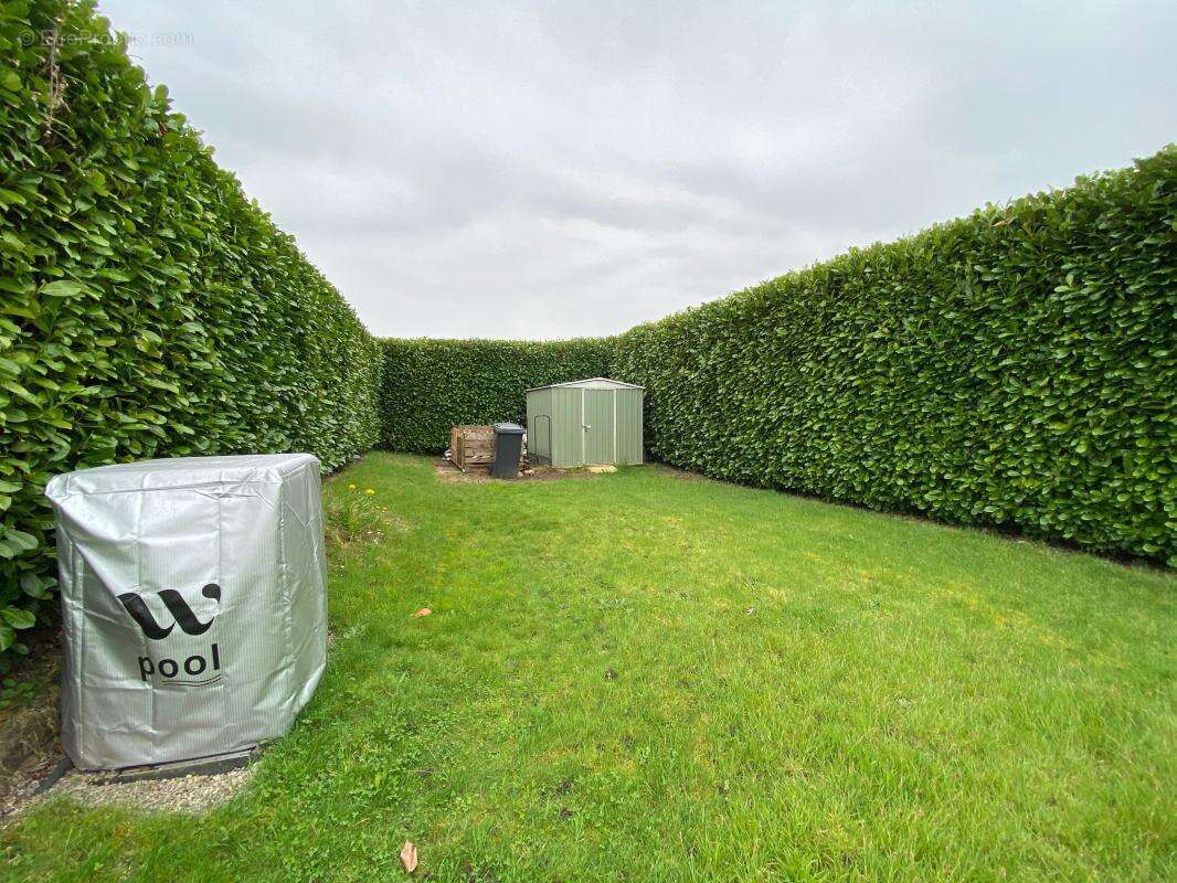 Maison à MAUZAC-ET-GRAND-CASTANG