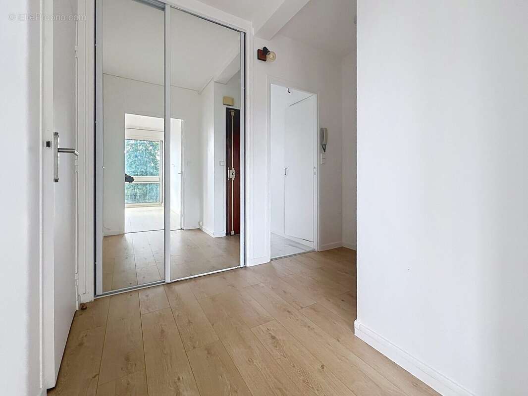 Appartement à VAUCRESSON