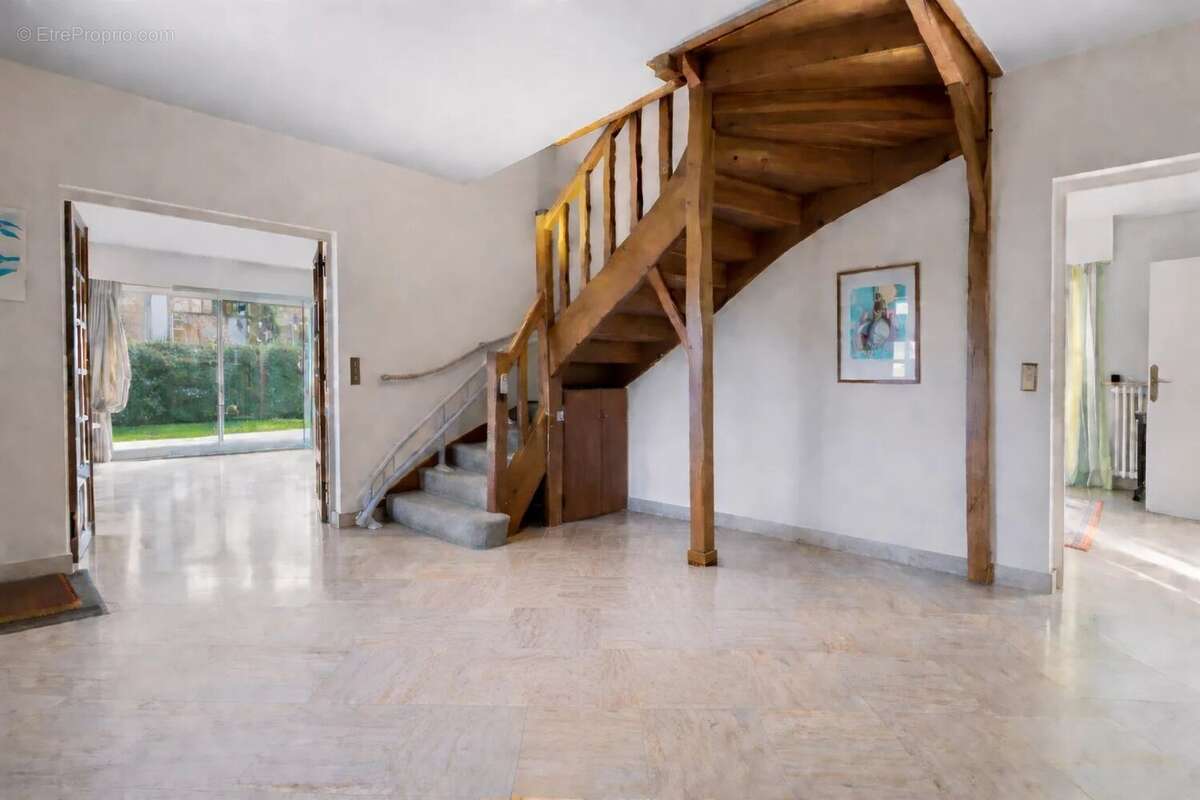 Maison à VAUCRESSON