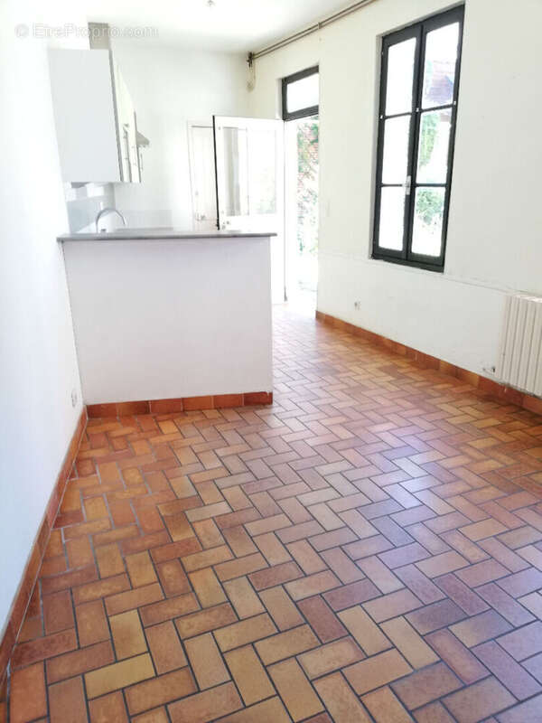 Appartement à MEHUN-SUR-YEVRE