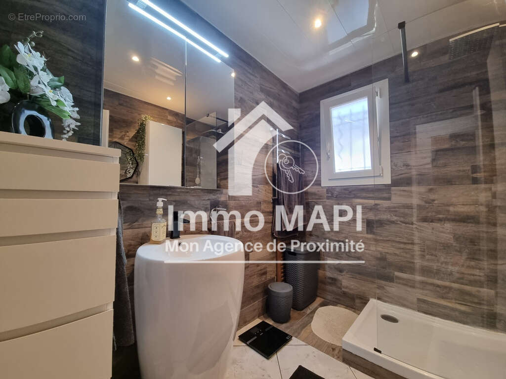 Mireval, villa T4 sur 548m2 de terrain - photo 7