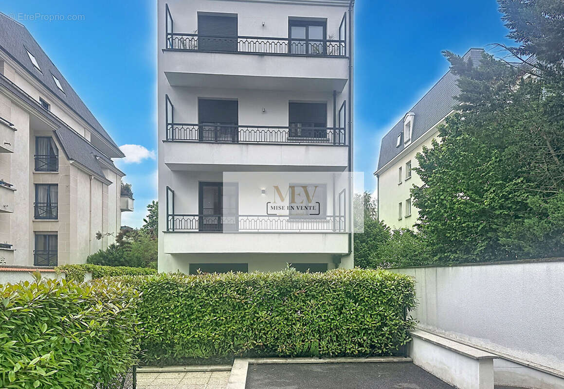 Appartement à LE PERREUX-SUR-MARNE