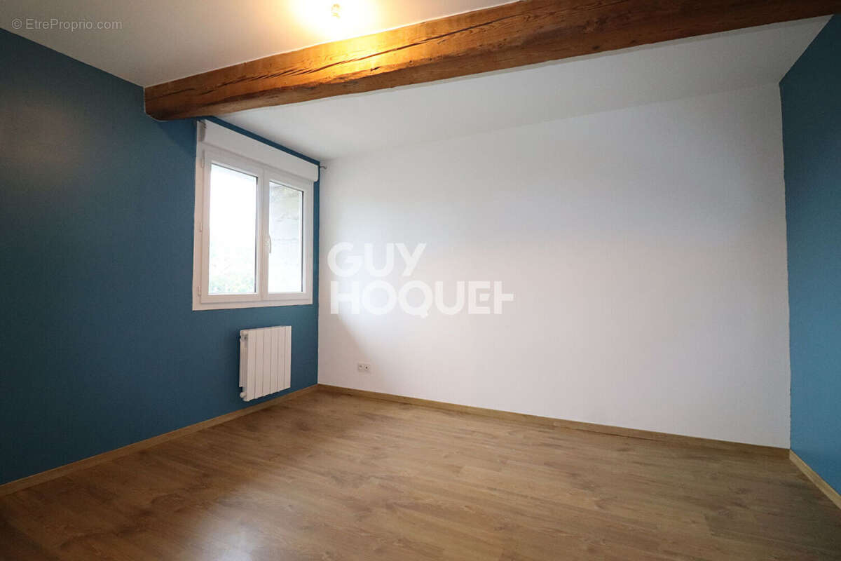 Maison à SAINT-LAURENT-DE-MURE