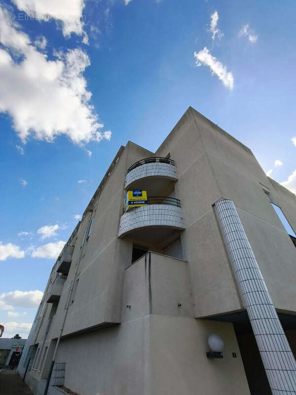 Grand T3 de 74 m² en hypercentre de Mérignac Parking, cave et ascenseur - photo 9