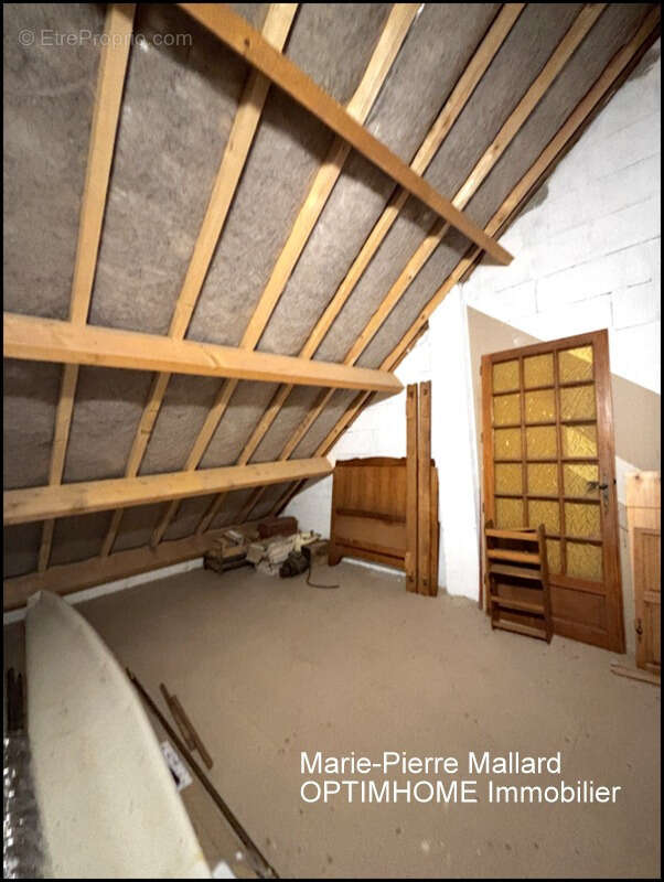 Maison familiale de 6 pièces THAURON (23) - photo 52