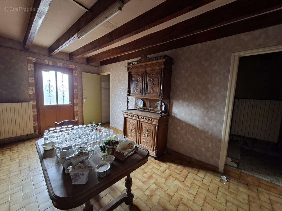Maison à CRECHES-SUR-SAONE