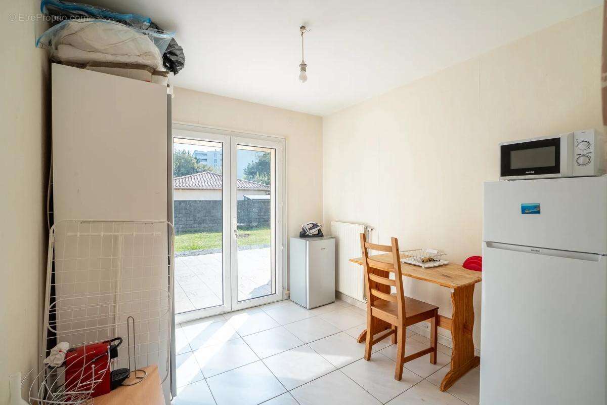 Maison à BLANQUEFORT