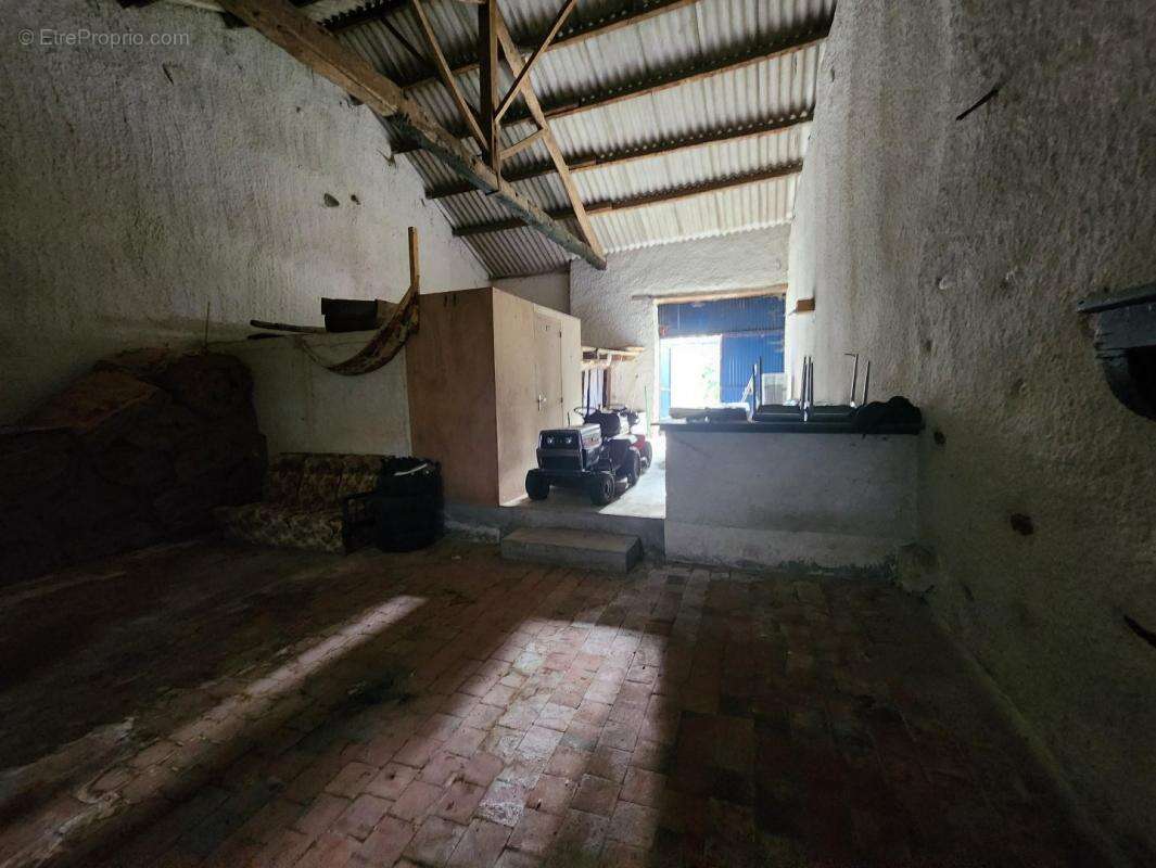 Maison à ADRIERS