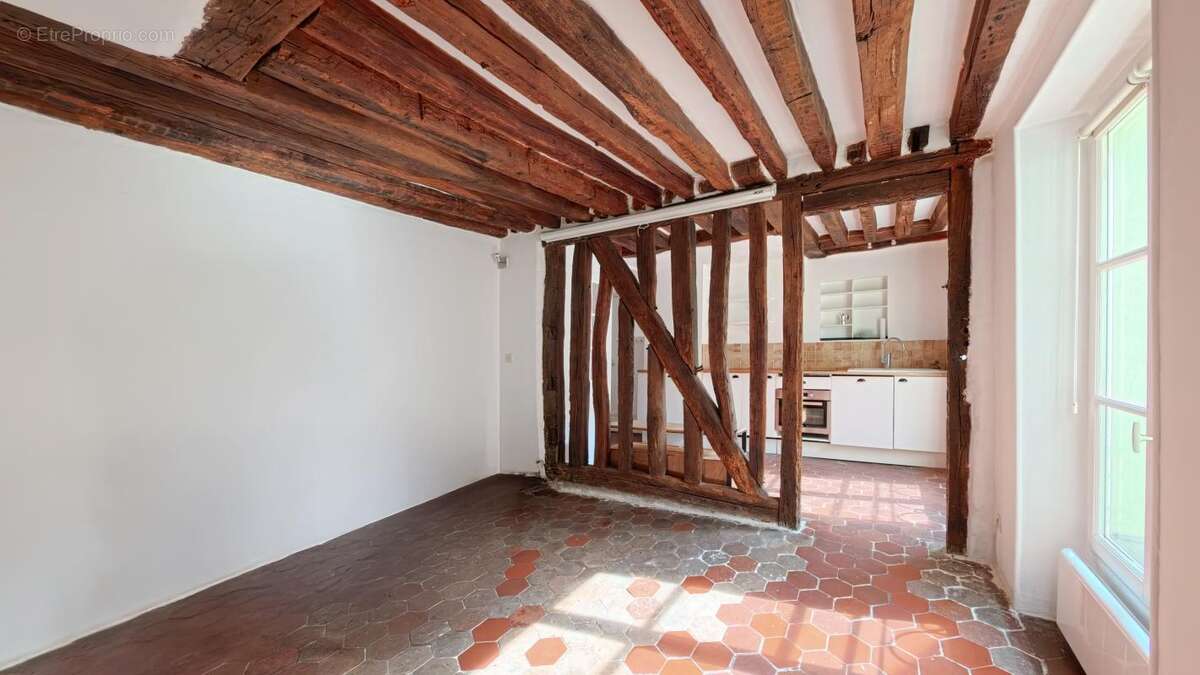 Appartement à PARIS-11E