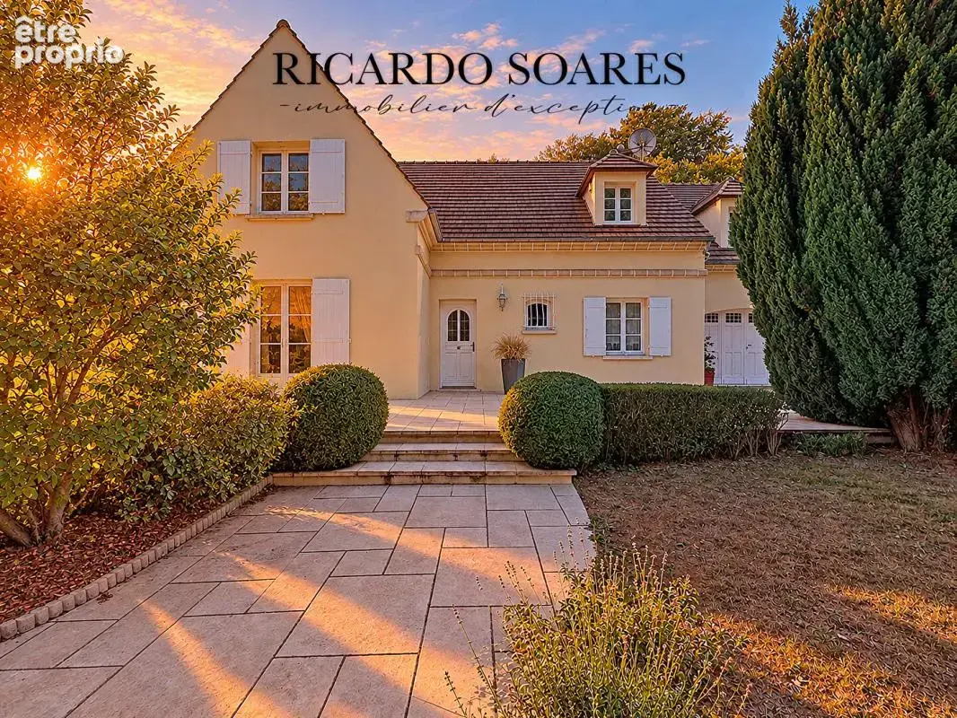 60700 pont-sainte-maxence - maison familiale 195 m² au sol / 4/5 chambres / piscine / dépendance 50 m² / terrain 1876 m² - photo 1