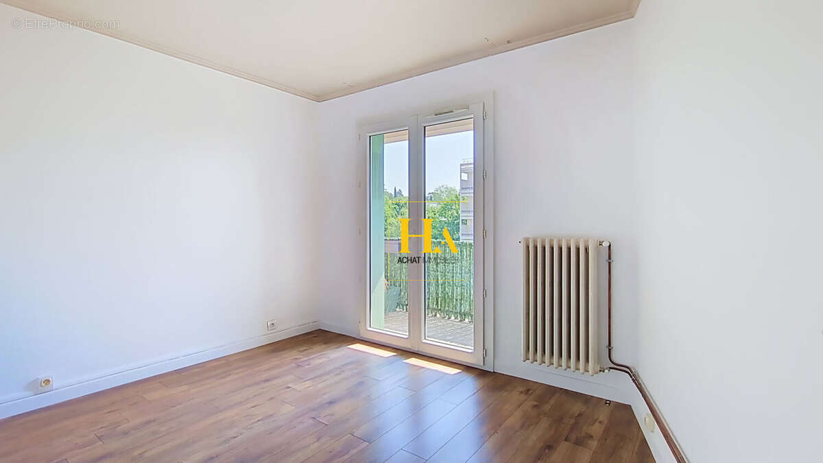 Appartement T3 traversant de 58m², 2 chambres , balcon et cave - photo 8