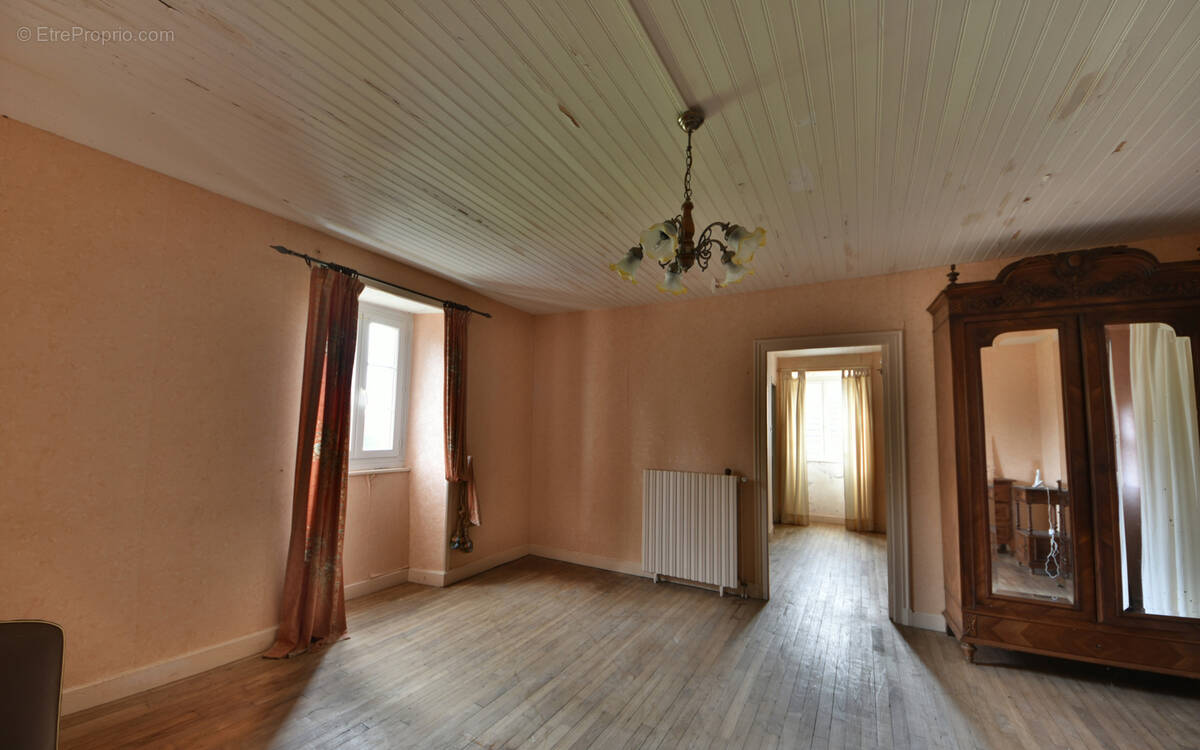 Maison à PALAZINGES