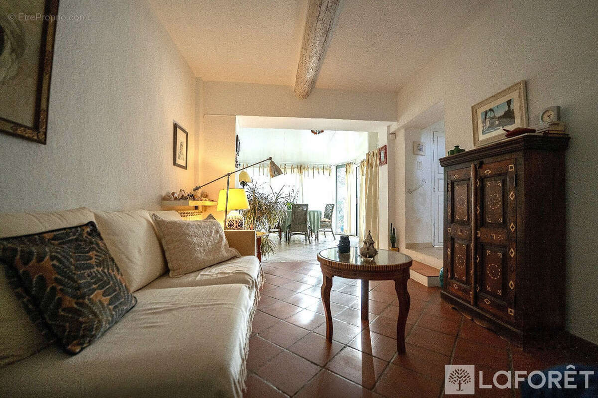 Maison à SAUSSET-LES-PINS